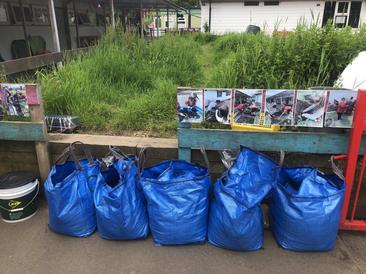tonyrywenschool's tweet photo. Diolch o galon @DwrCymru @cardiffcouncil for the donation of compost for our new sensory garden which we hope will boost the sensory development of all our learners. #universalprovision @CSC_Wellbeing @CSC_FP https://t.co/Yqb1Hut8d5