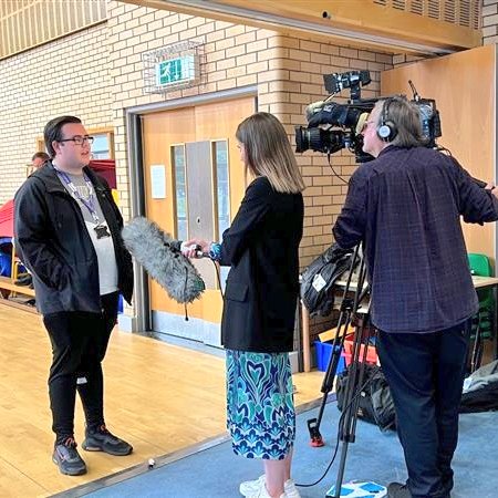🎥 Great to have <a href="/STVNews/">STV News</a> talking to our #IWill Scotland Ambassadors today on the launch of the new <a href="/coopuk/">Co-op</a> funding for #IWill in Scotland.

Huge thanks to <a href="/GYIP1994/">G.Y.I.P</a> for hosting &amp; sharing their youth volunteering &amp; social action stories with us! 👏🌟 #PowerOfYouth