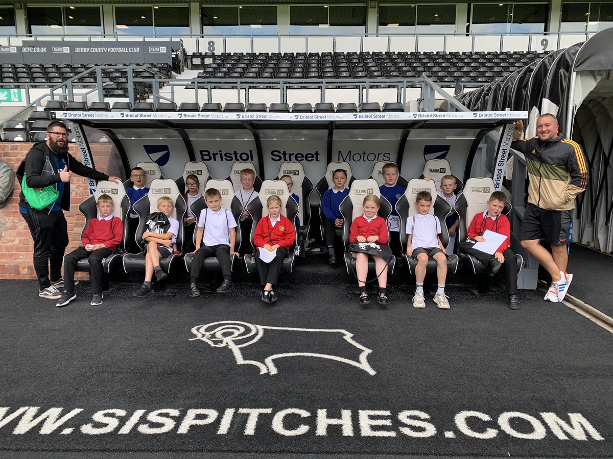 Roe_Farm's tweet photo. Brilliant afternoon out at Pride Park. Children were buzzing with their tour of the stadium after the Poetry Workshop. Got to read out their poems in the home changing rooms, sit in the dugout, go in the players lounge. Thank you @DCCTSuperSchool #COYR https://t.co/bgj5C9DWR8
