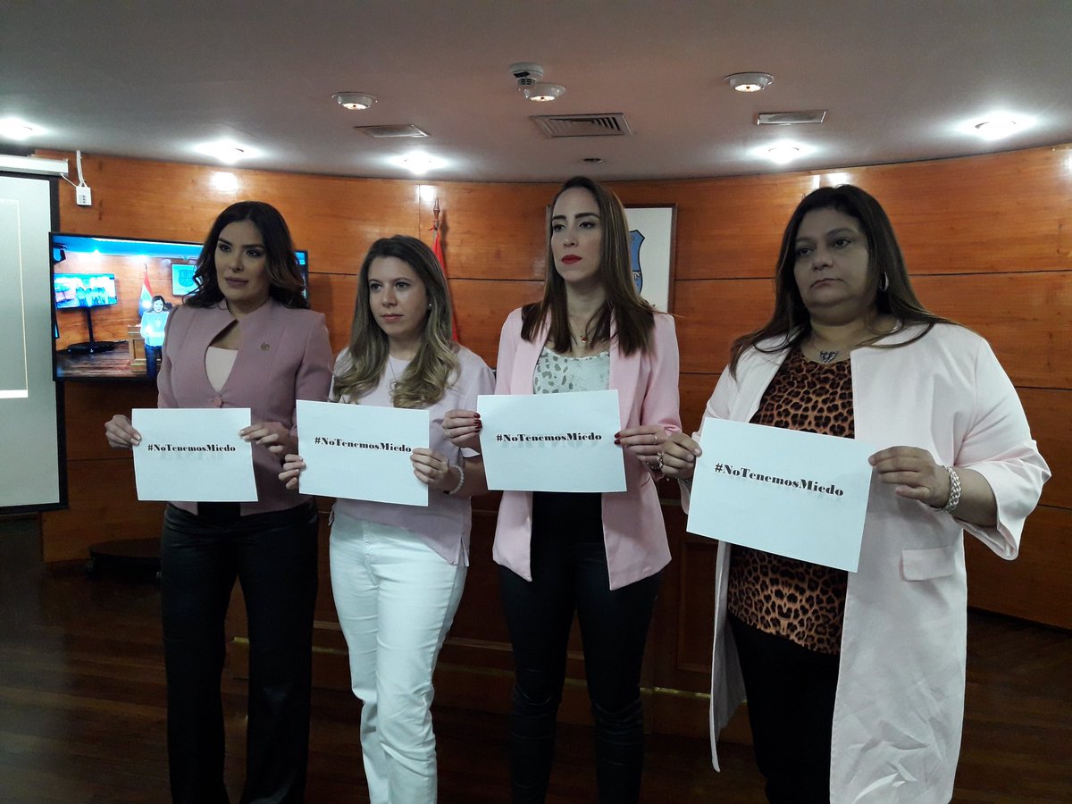 juntasuncion's tweet photo. Concejalas de Asunción se unen en protesta contra los recientes agravios de las que fueron objeto en las redes sociales y que son de público conocimiento.
#JuntaAsu https://t.co/Kgs0sypDVy