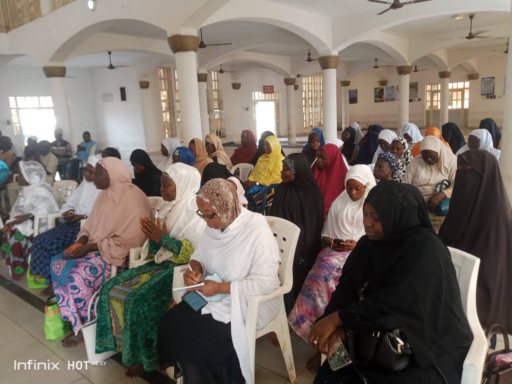 JaizFoundation's tweet photo. Jaiz Charity and Development Foundation in Akure, the Ondo State capital for zakat disbursement exercise. https://t.co/4Uw1E3rm0c