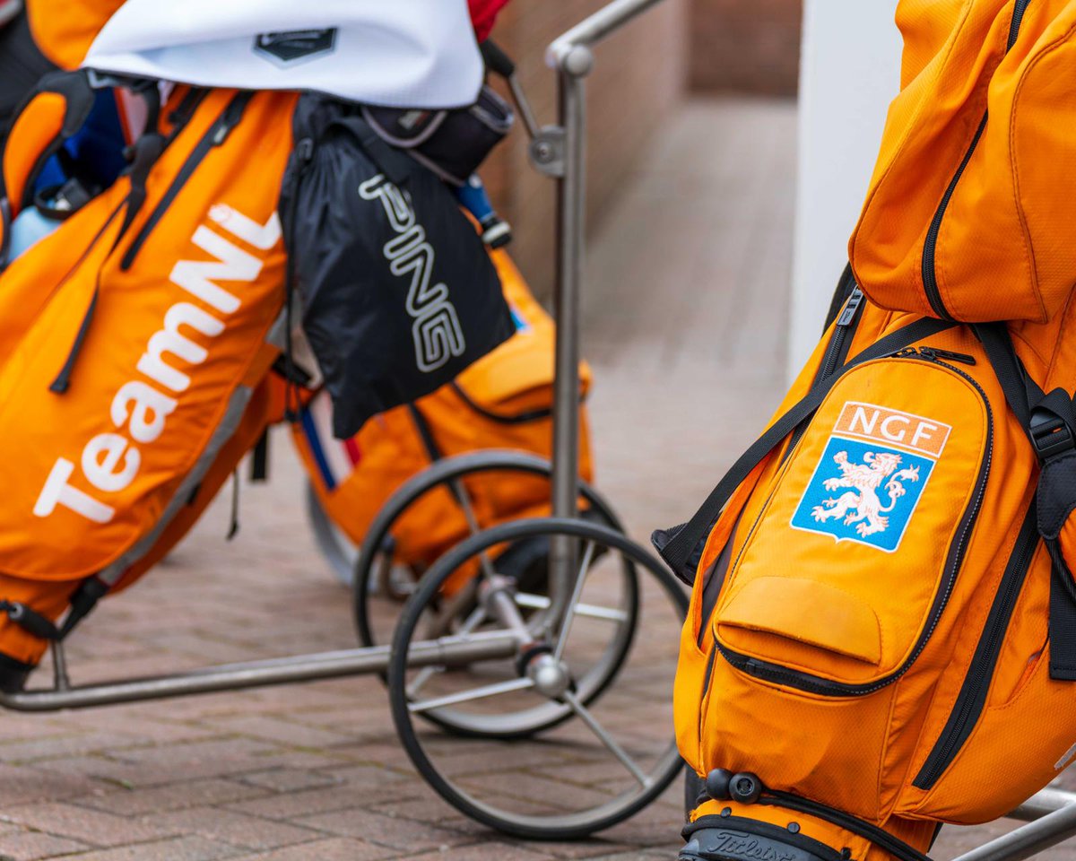 NGF_'s tweet photo. ⛳ Welke teams van 🇳🇱 staan aan het eind van de dag in flight A? #eltk #teamnl #teamnlgolf
Heren ➡️ https://t.co/GC0dVRnJBy
Dames ➡️ https://t.co/tAO3IcCo0v
Jongens ➡️ https://t.co/9RwNqZOzKH
Meisjes ➡️ https://t.co/mXZYP5zaP7 https://t.co/k0rIgot674