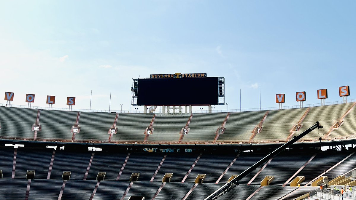 UTVolShop's tweet photo. Good morning, Vols 🤩 https://t.co/jwglgP4cTA
