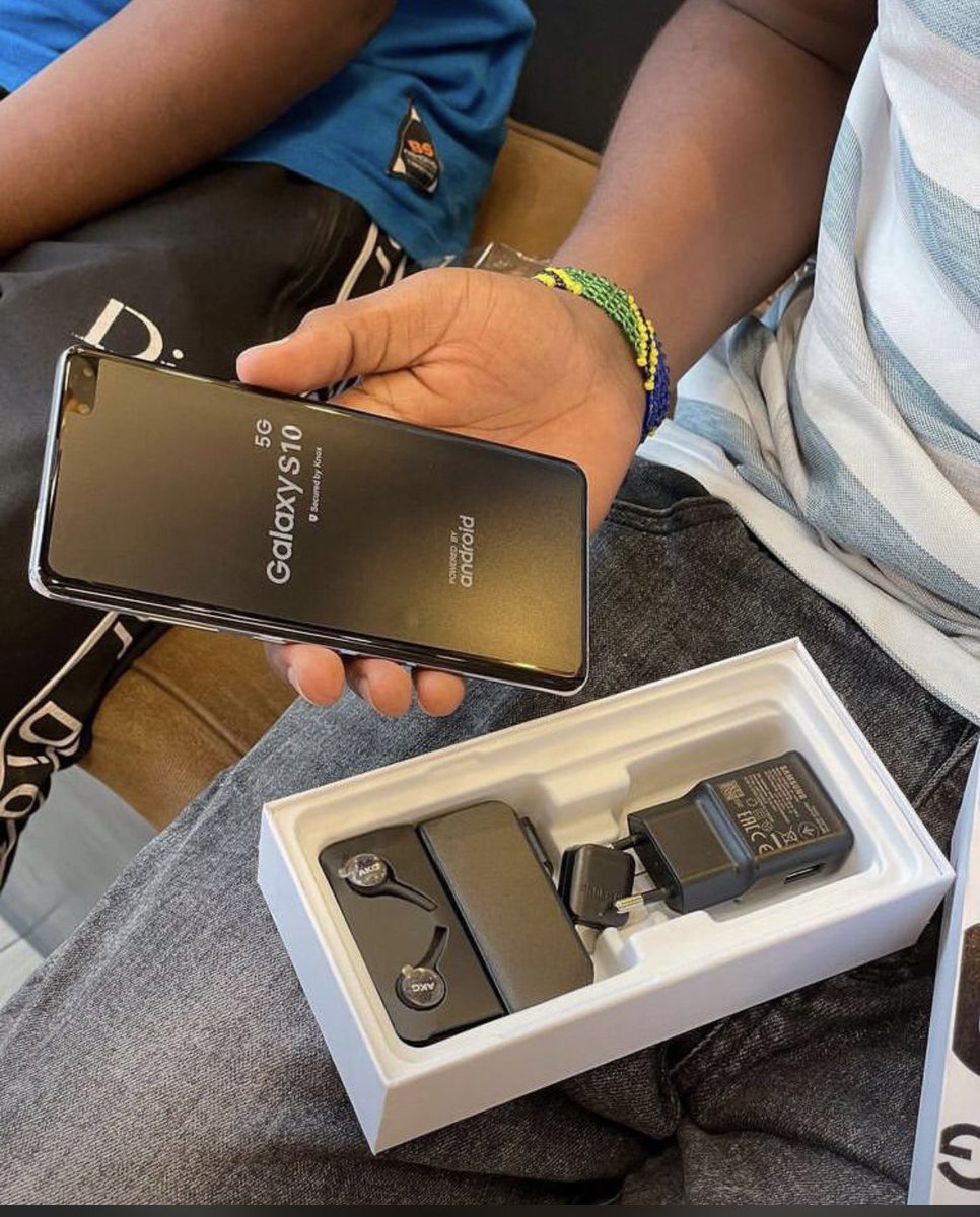 ERGenuineElect1's tweet photo. SAMSUNG S10 5G

S10 5G.. big thing with wider screen.

📸16MP Camera 
⚙️8GB RAM
🔋4000mAh battery 
🪤 256GB
💰 TZS800,000/=

Tunaendelea na #SabaSaba offers.

📲Call/text/WhatsApp 
0744384809
0765445553
⛳️Makumbusho bus stand 
Insta: ergenuine_electronics
#qualitybringsconfidence https://t.co/OSyLjkmQ09