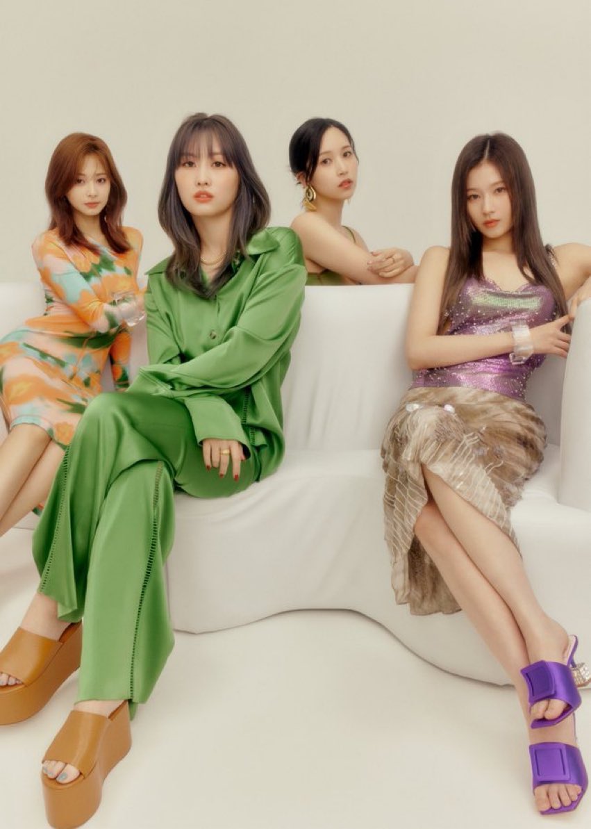 they are THEEE kpop foreign line btw