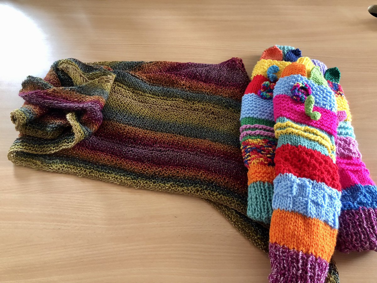 Day3 of promo week-we’ve restocked wards with bright, cheery cannula sleeves & some soft, comforting shawls that Sian B & Elspeth H have been busy knitting 🧶 for our patients 💙 those little things really do create some big smiles 😊 #proudtobeaFLO #proudtobePHU @HfdnwUkOfficial