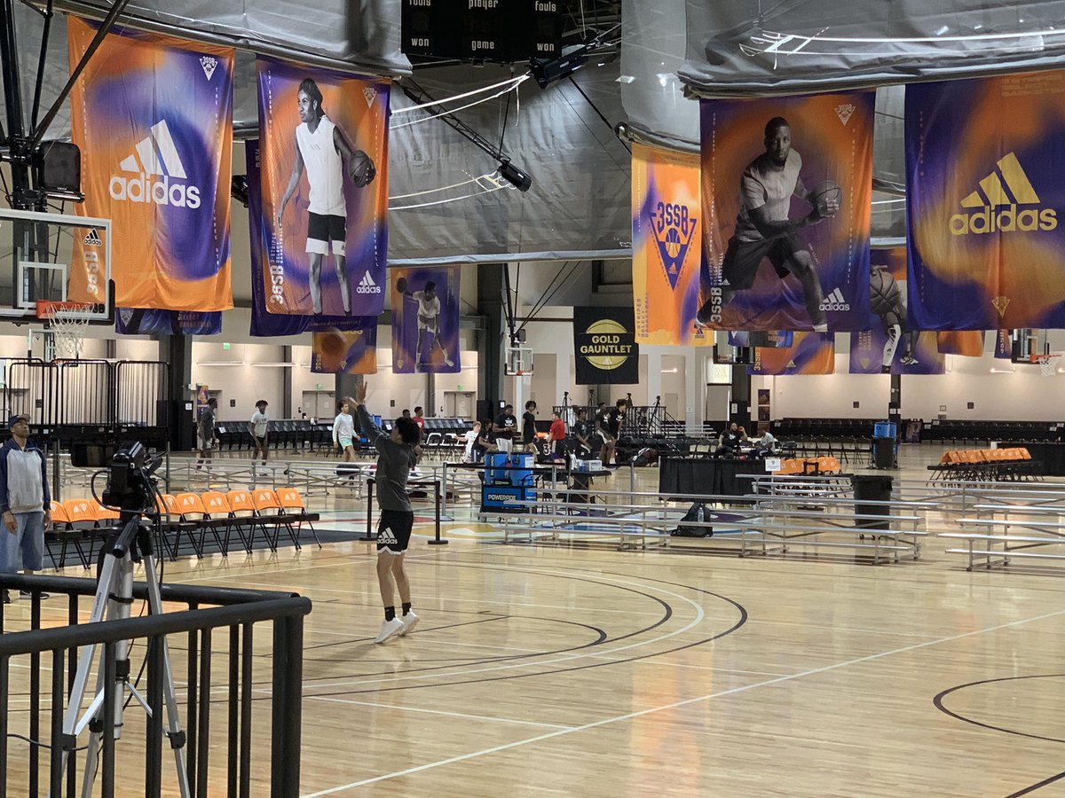 Ready for <a href="/adidas3SSB/">adidas 3SSB</a> to get started! If you need any recommendations for the best local restaurants jump on our website or grab a destination guide at the facility!

visityorkcounty.com/sports/adidas-…