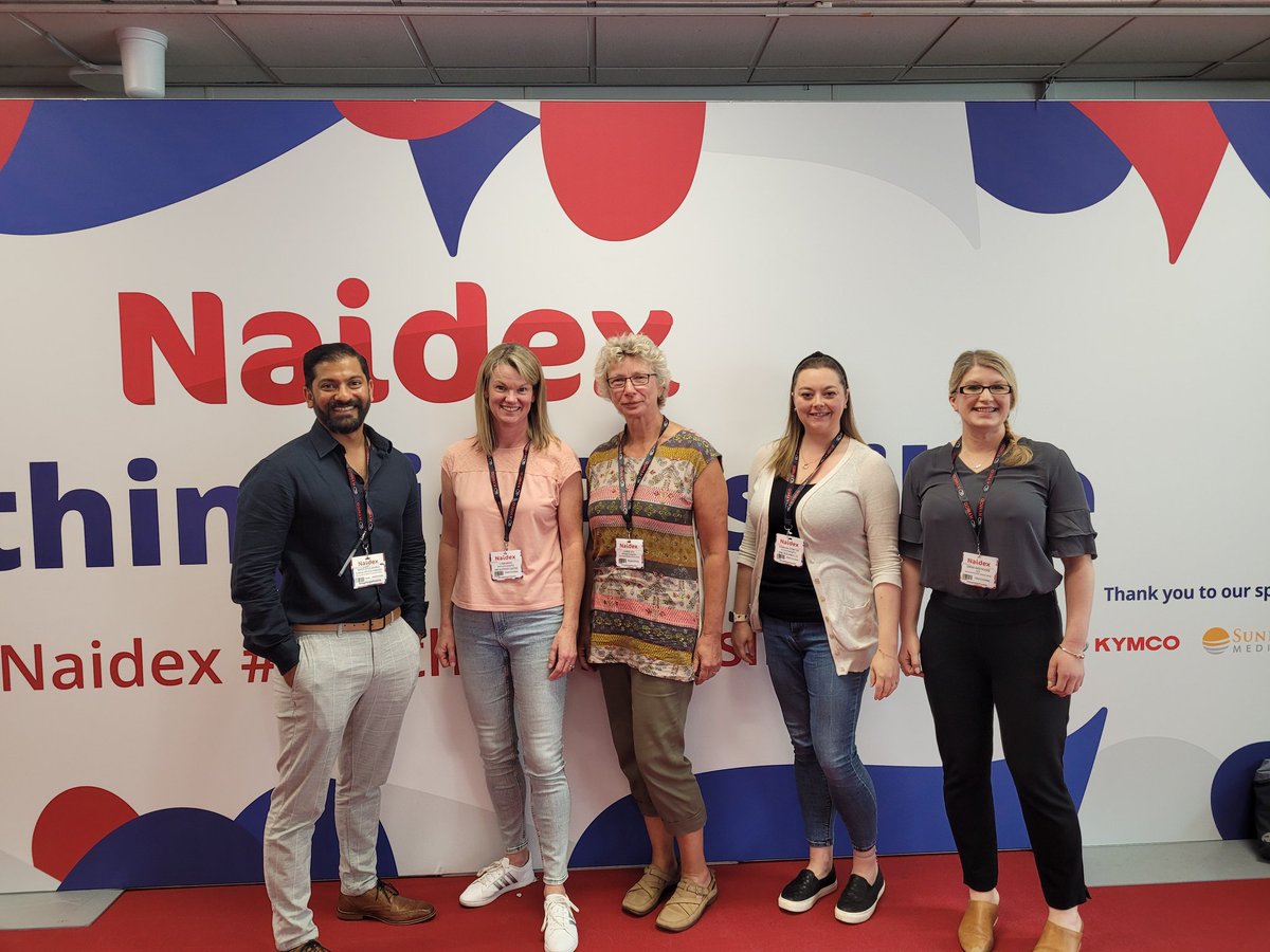 MDSupportCentre's tweet photo. Look who we found, our physio team are here too. They are scoping out new and improved equipment for our Centre and our service users.
#mdcommunity #mdsupport #Naidex #Accessibility https://t.co/lPnwB4nSd6