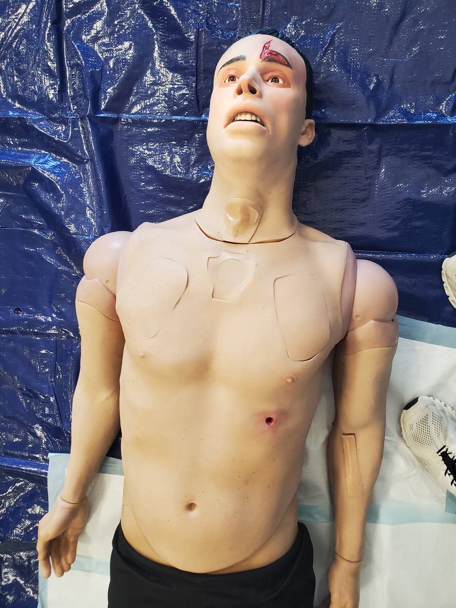 CopsDirect's tweet photo. #CopsDirect donated a $70k #EMITT training mannequin to the police depts of the greater #Denver area. It's a high-fidelity medical simulator to train our law enforcement first responders in an unprecedented manner. It will save innocent lives! #Donate today. #welovecops https://t.co/5UQfqq2LYZ