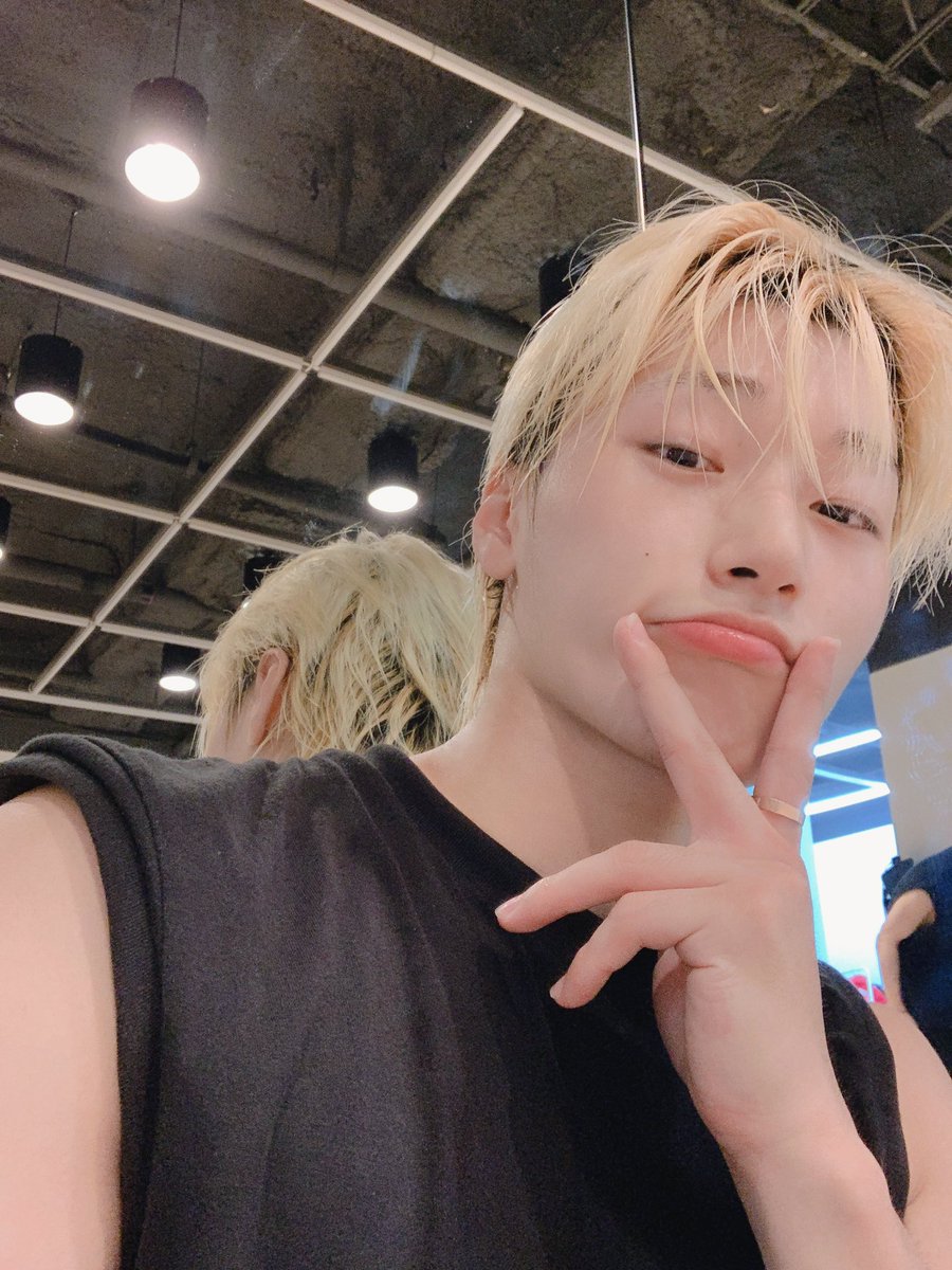 ATEEZofficial tweet picture