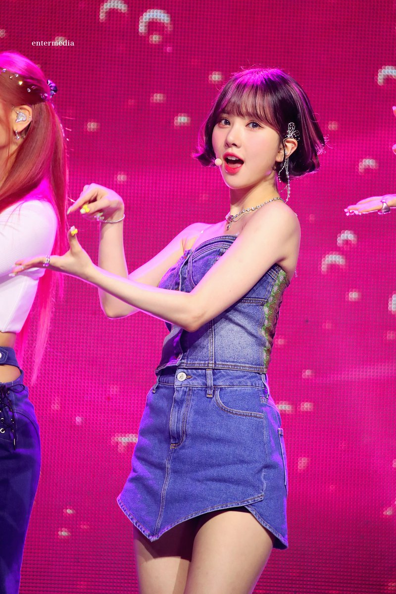 220706 은하 비비지 쇼케이스 
서머 바이브(Summer Vibe) 
러브에이드(LOVEADE)

#비비지 #VIVIZ
#은하 #EUNHA 
#신비 #SINB 
#엄지 #UMJI