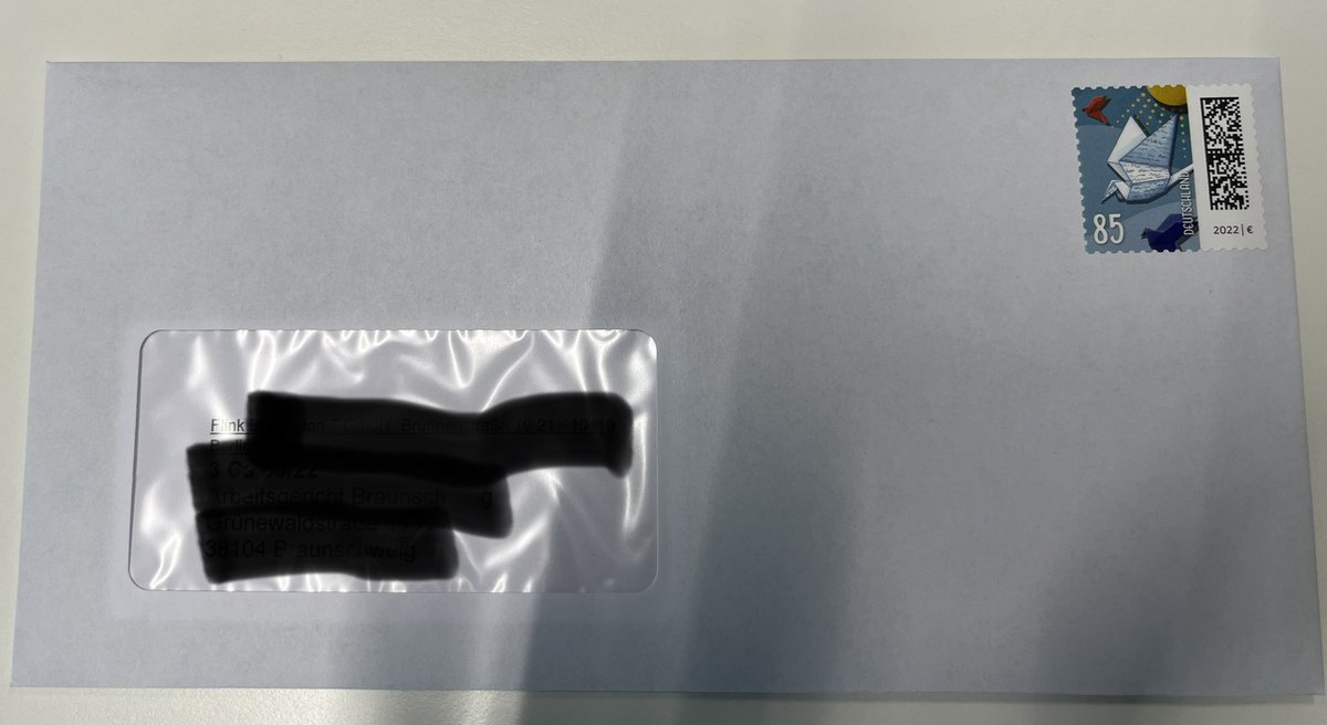 Manchmal muss man einem Gericht per Post die Faxnummer schicken. Dinge die man nur in Rechtsabteilungen lernt😂😂😂🤦‍♂️🤦‍♂️