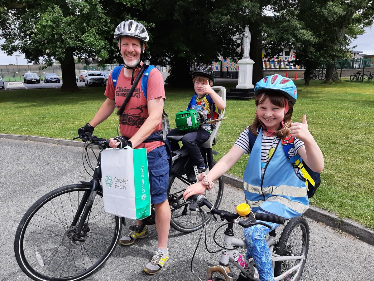 KevinsHurling's tweet photo. With over 180 participants we encourage as many people as possible to cycle or walk to our Cúl Camp #VillageInTheCity @KelloggsUKI @dublincycling @D8CycleBus @DubCityCouncil https://t.co/whCtio93be