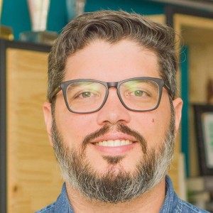 A tecnologia como aliada na educação e no engajamento de alunos e professores. Este é o tema do podcast Transformação Digital CBN desta semana, apresentado pelo CEO da Digitale, <a href="/samuelleite/">Samuel Leite</a>.  bit.ly/3nGBMMr