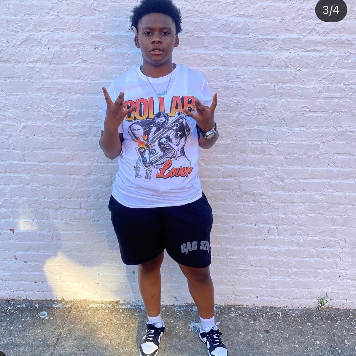 getLOforme's tweet image. WHITE /ORANGE 💰 LOVER GRAPHIC TEE. XS-XL AVAILABLE