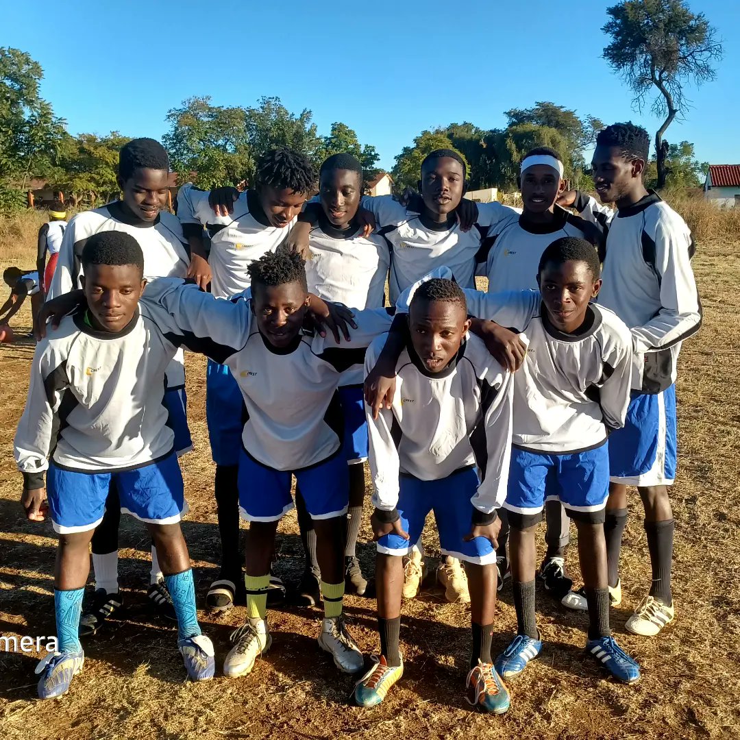 We are looking for Sponsorship for the juniors. We are playing in the Zifa Bulawayo Junior League Serie A
Age groups under that League are 13,15 and 17. Our kits need branding and some are old 
Let's help the future of tomorrow 

Please retweet till we find a sponsor