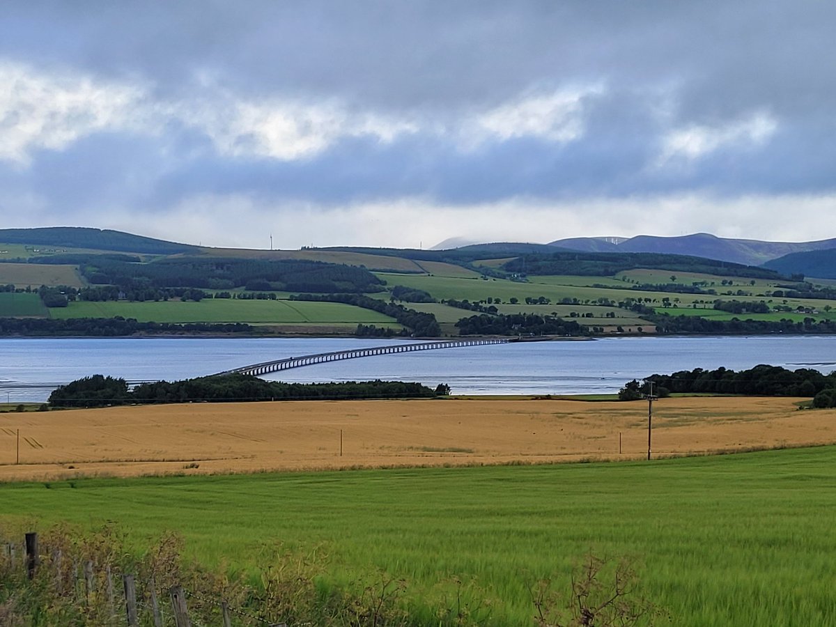 Jamie_LEJOG's tweet image. Day 87: Culbokie to Alness, 10 miles. Another day that started with a long bridge crossing, this time Cromarty Bridge. After a couple of tough days it was nice to have a short and flat day mostly following a cycle path.