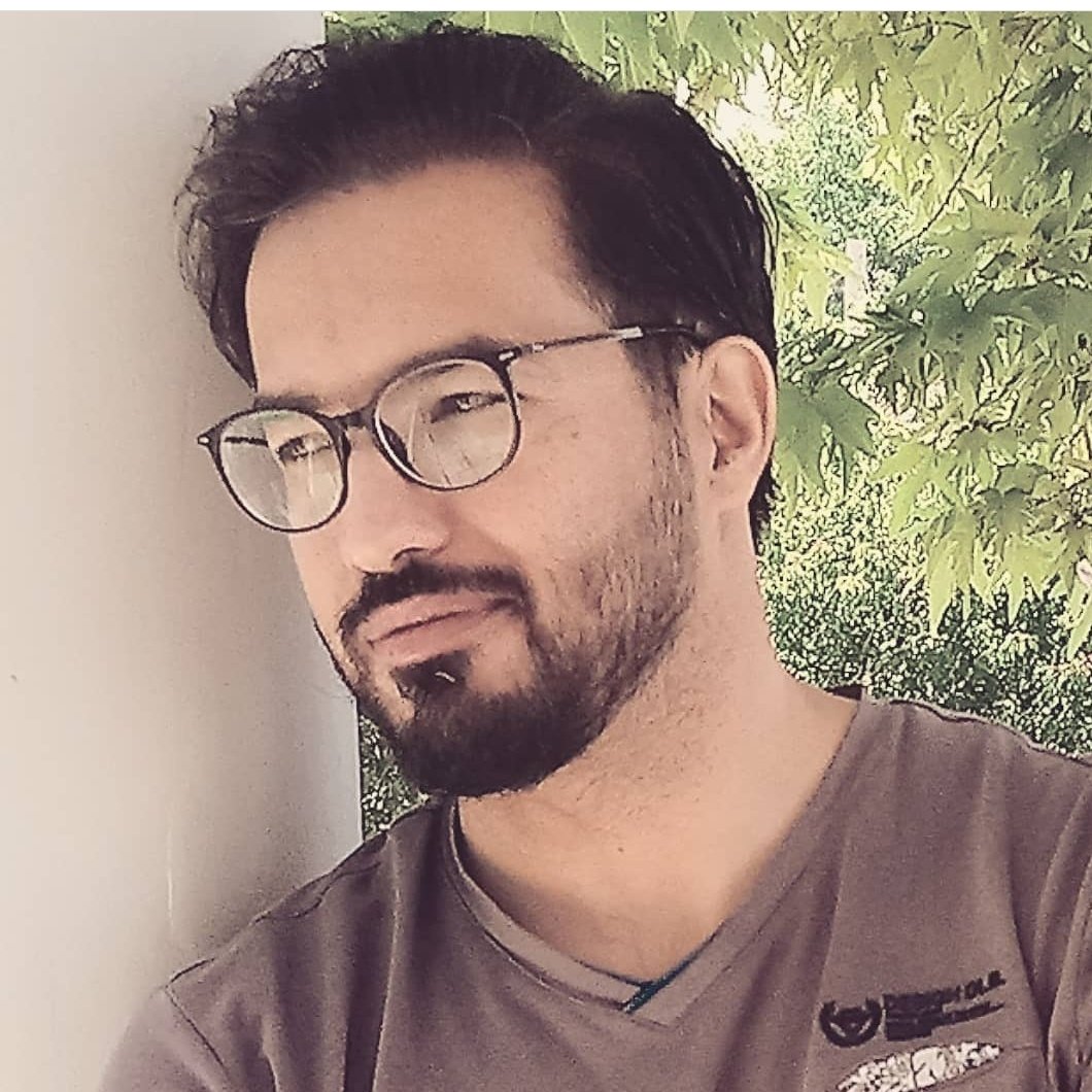 Gholiiiii's tweet photo. #NewProfilePic
منم ،گم نکنید... https://t.co/4slNdoRFZV