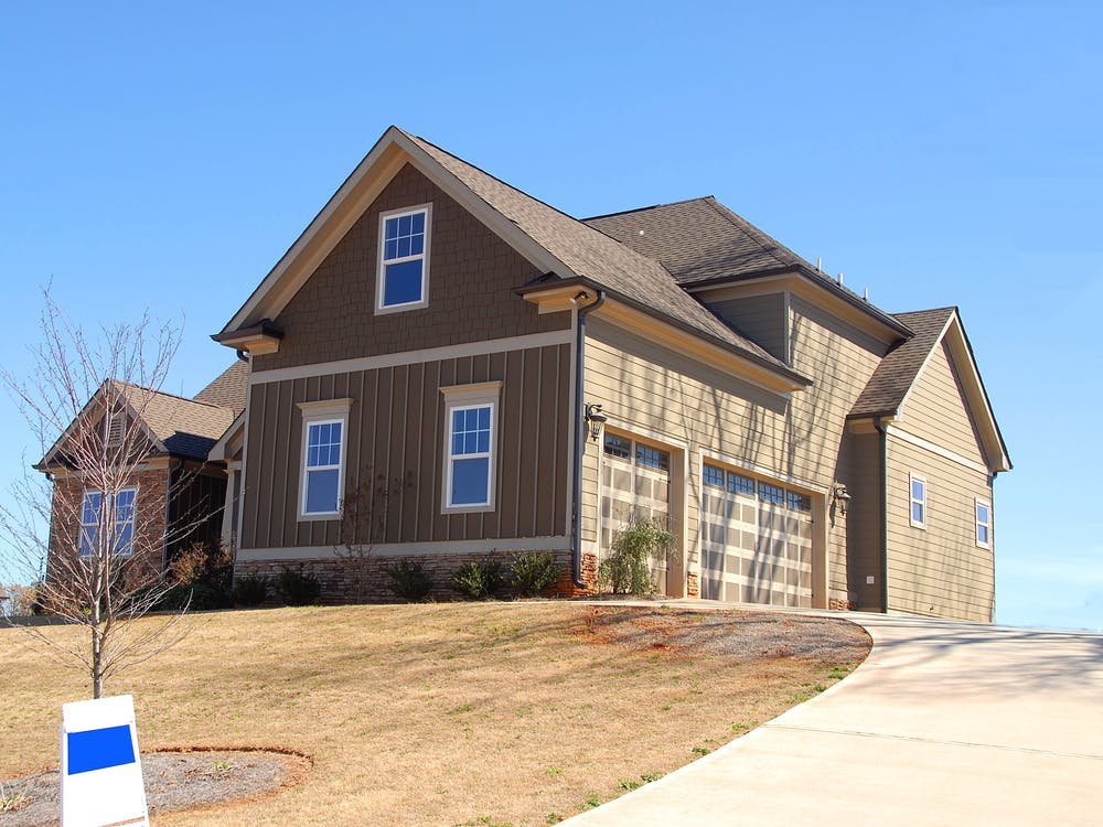 nvb_contracting's tweet photo. #WouldYouRather have vinyl, wood, or concrete siding? Our website talks about the benefits of each kind!  https://t.co/3wbR8NWCFg https://t.co/N8wUxlaJA6