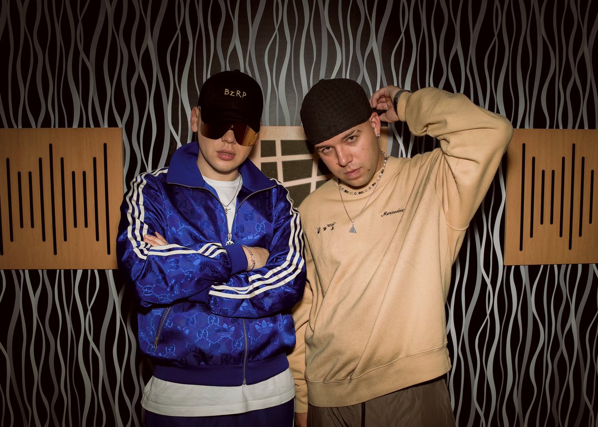 ES HOY

19hs🇦🇷 
00:00🇪🇸 
<a href="/pedrodquevedo/">QUEVEDO</a>