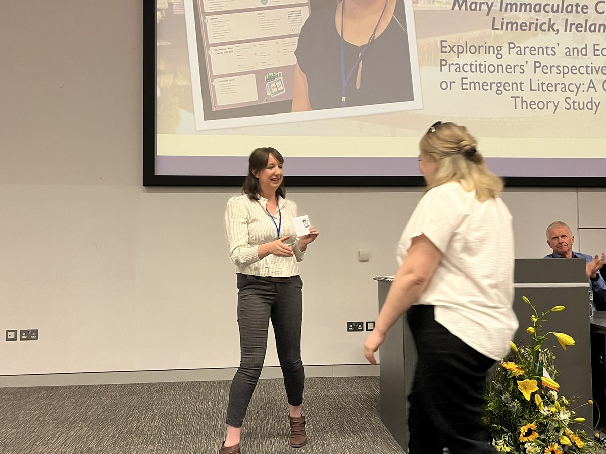 Congratulations to Maureen Colleran, MIC PhD student, for winning the price for best poster at #2022literacy! <a href="/MICLimerick/">Mary Immaculate College (MIC)</a> <a href="/MICEducationFac/">Faculty of Education, Mary Immaculate College.</a> @2022literacy <a href="/MaurColleran/">Maureen Colleran</a>