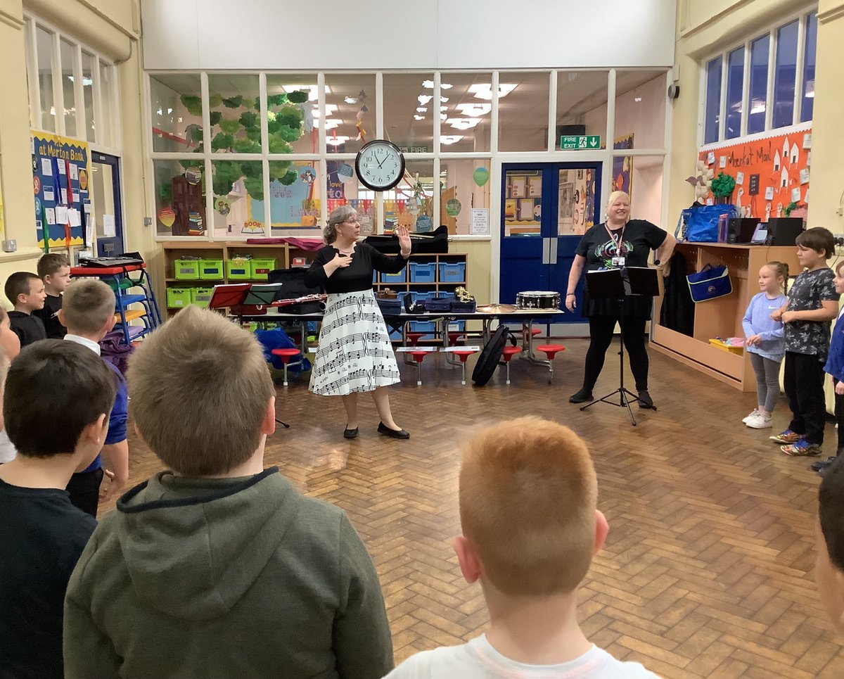 Miss Brussels tweet media