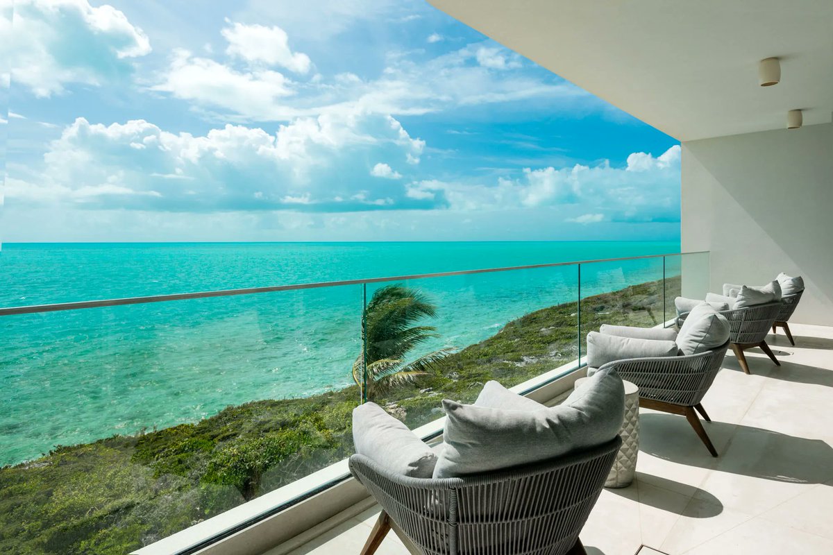 booktci's tweet photo. Luxury vacation rentals in #turksandcaicos
Locally based. Local knowledge.
https://t.co/SxSzSBHiae https://t.co/oGVLJhRmm2