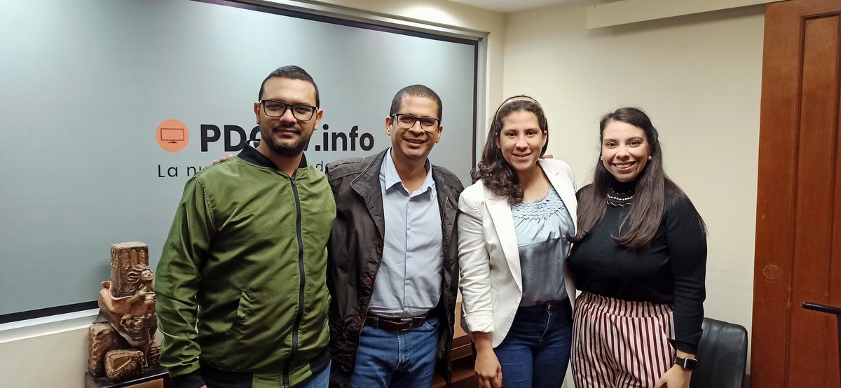 NicmerEvans's tweet photo. Saliendo de reunión con mis colegas, Germán G. Monagas,
Muriel Nañez y Marihug Fernández. Hablamos sobre la Facultad de Ciencias Jurídicas y Políticas, la Esc. de Estudios Políticos de la UCV, sobre la elección de egresados y nuestro apoyo a la Fórmula 300 @mdi_venezuela https://t.co/0yyKKBC5Ia