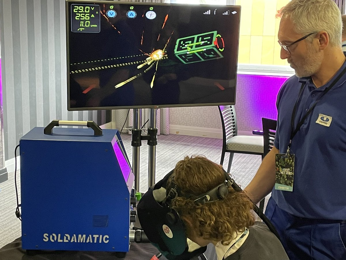 valleygardensnt's tweet image. Fantastic day #STEMFestNetZero pupils enjoyed so many activities put on by numerous North East industries. Massive thank you to all involved #vgmscomputing @NorthEastSTEMhub @NU_Foundation