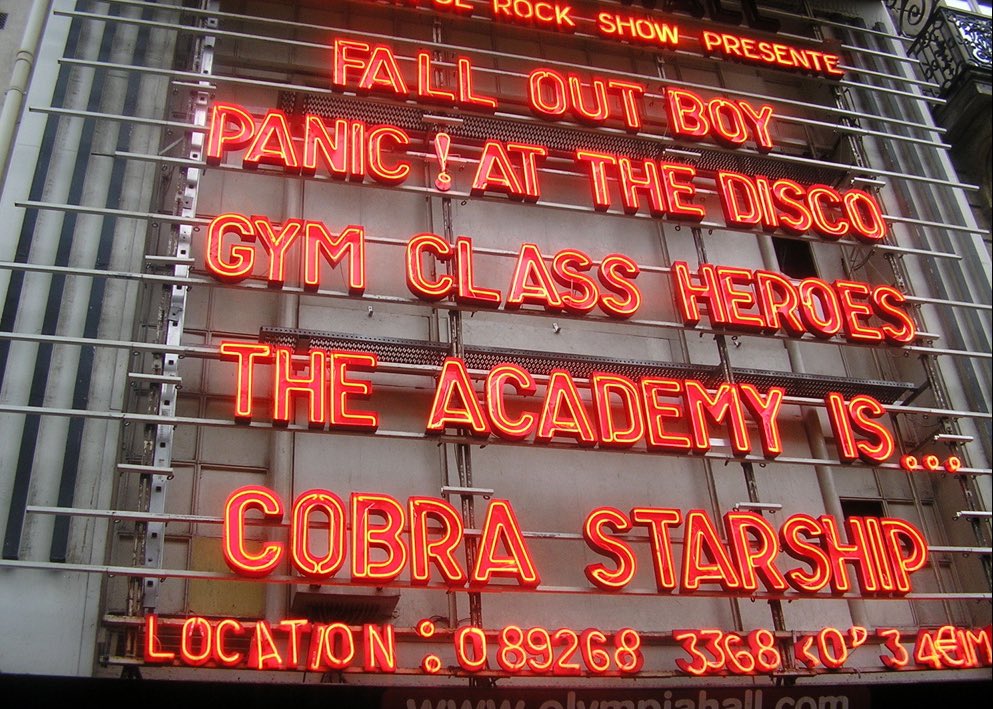 dcd2archive's tweet photo. decaydance at the olympia hall, august 2007 https://t.co/tsZ14Fql29