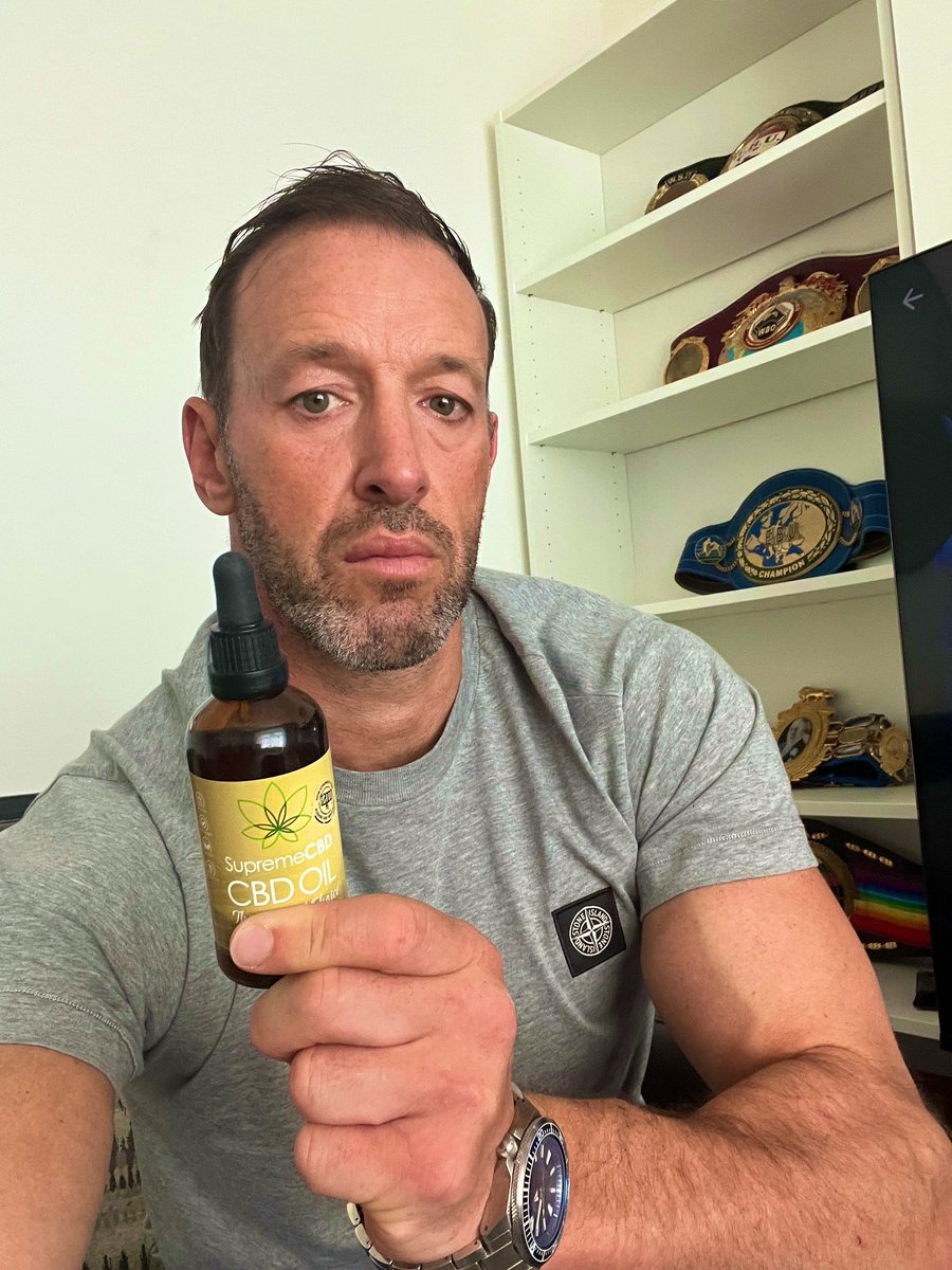 Enzo Maccarinelli 🏴🇮🇹 (@therealenzomac) on Twitter photo Thanks to <a href="/afowler06/">Anthony Fowler</a> <a href="/supreme_cbd/">Supreme CBD - UK’s #1 CBD OIL</a> for my 12000 mg oil he asked me to post a pic to show how happy I am so here it is 😂this really helped me recover from a herniated disc I had for a year I swear by it. Drop me dm for any advice and enzo30 will get you 30% off everything on site Thanks to <a href="/afowler06/">Anthony Fowler</a> <a href="/supreme_cbd/">Supreme CBD - UK’s #1 CBD OIL</a> for my 12000 mg oil he asked me to post a pic to show how happy I am so here it is 😂this really helped me recover from a herniated disc I had for a year I swear by it. Drop me dm for any advice and enzo30 will get you 30% off everything on site