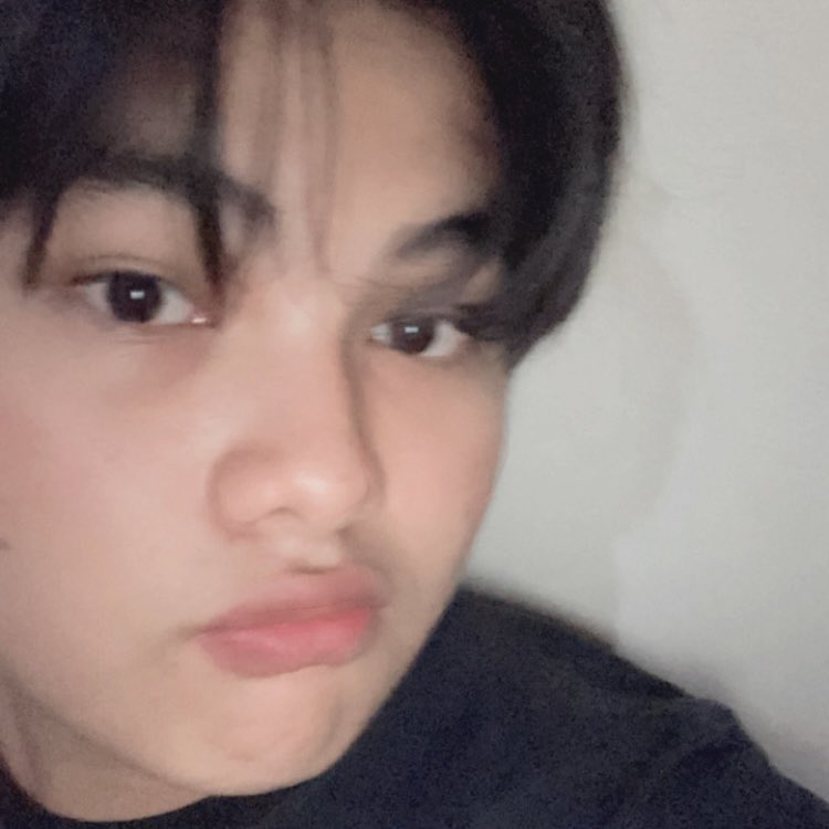 rhimmmmm's tweet image. junghwan cepet bgt gedenya😭🤟🏻

#TMSD #TreasureMakerSelcaDay #TeumeSelcaDay #SOJUNGHWAN #TREASURE @treasuremembers