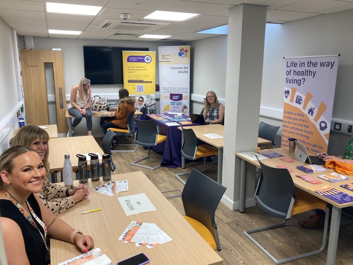 PeteJamiesonDWP's tweet photo. Health Fair organised by Disability Employment Adviser Jo at #Hulme JC also saw #Eid celebrations with a #Samosa making class, quiz and buffet from staff🍽️Diets were on hold 🤭 They had providers supporting customers #IntoWork Feedback was great! @MAESWorkReady #WaytoWork #Samosa https://t.co/5m5hfH3J0Y