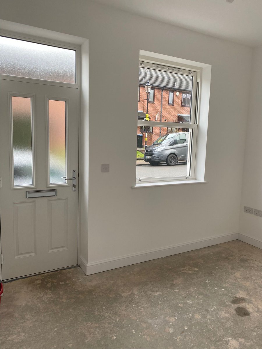 Build stage complete! Windows and doors in, plastering and painting done and ready for flooring. 

#newbuildcoventry #newbuilduk #constructioncontractor #midlandsbuilders #crowngateconstruction