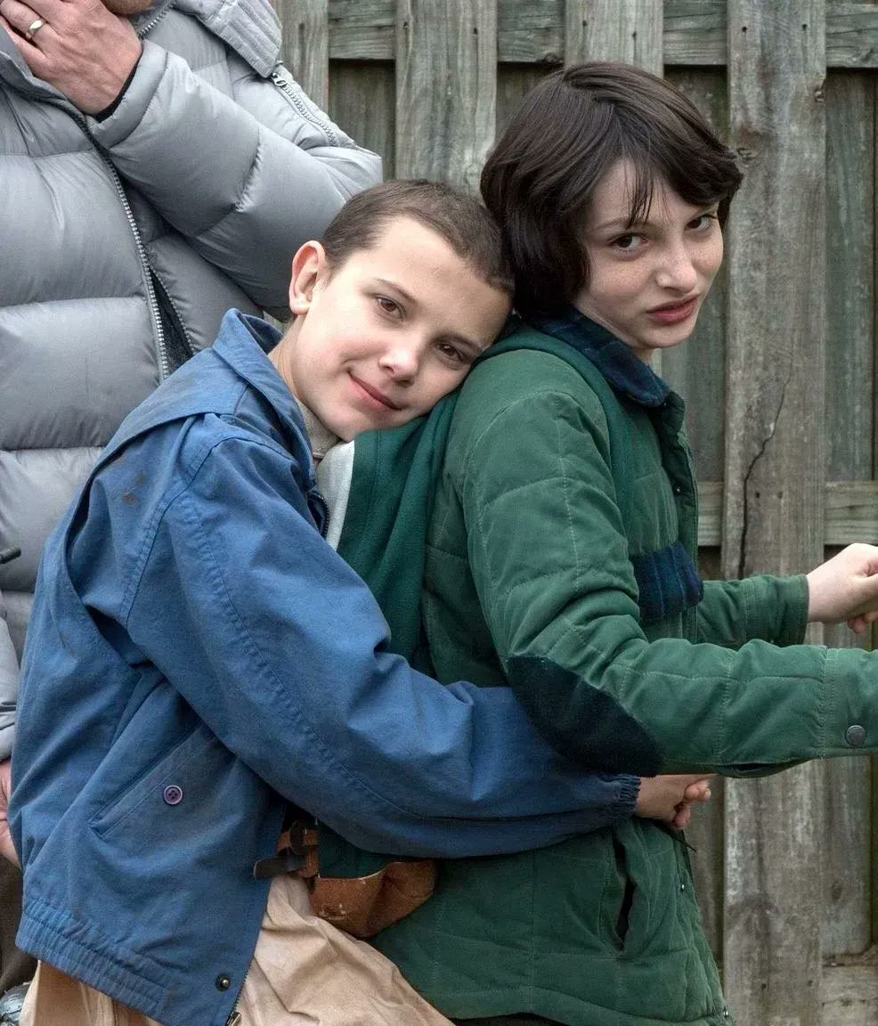 StrangerNews11's tweet image. Season 1                                Season 4