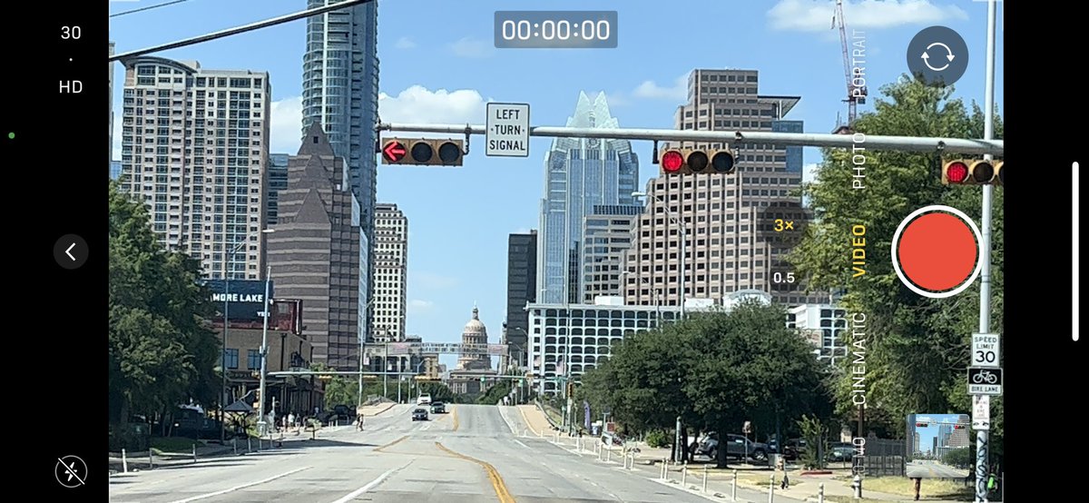jgizzle49's tweet photo. Good morning from Austin! https://t.co/RaQVqjuS0d