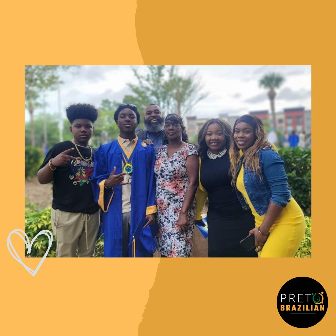 família 🇧🇷 🇺🇸

YouTube Channel: youtube.com/channel/UCsjI0…

#brazilian #blackbrazilian #pretobrazilian #americanlifeofabrazilian #youtuber