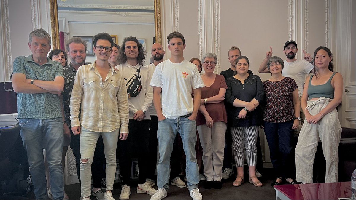 peermusicFrance's tweet photo. Une belle aventure qui continue avec @CmBoccara Faubourg 26 !
Un grand merci à Chad Boccara pour sa confiance 🌹

Et un gros big up aux nombreux talents (Simony, Pierre Hugues José, Foé, Eugénie, Valentin Marceau...) https://t.co/gRdfAoqW6u