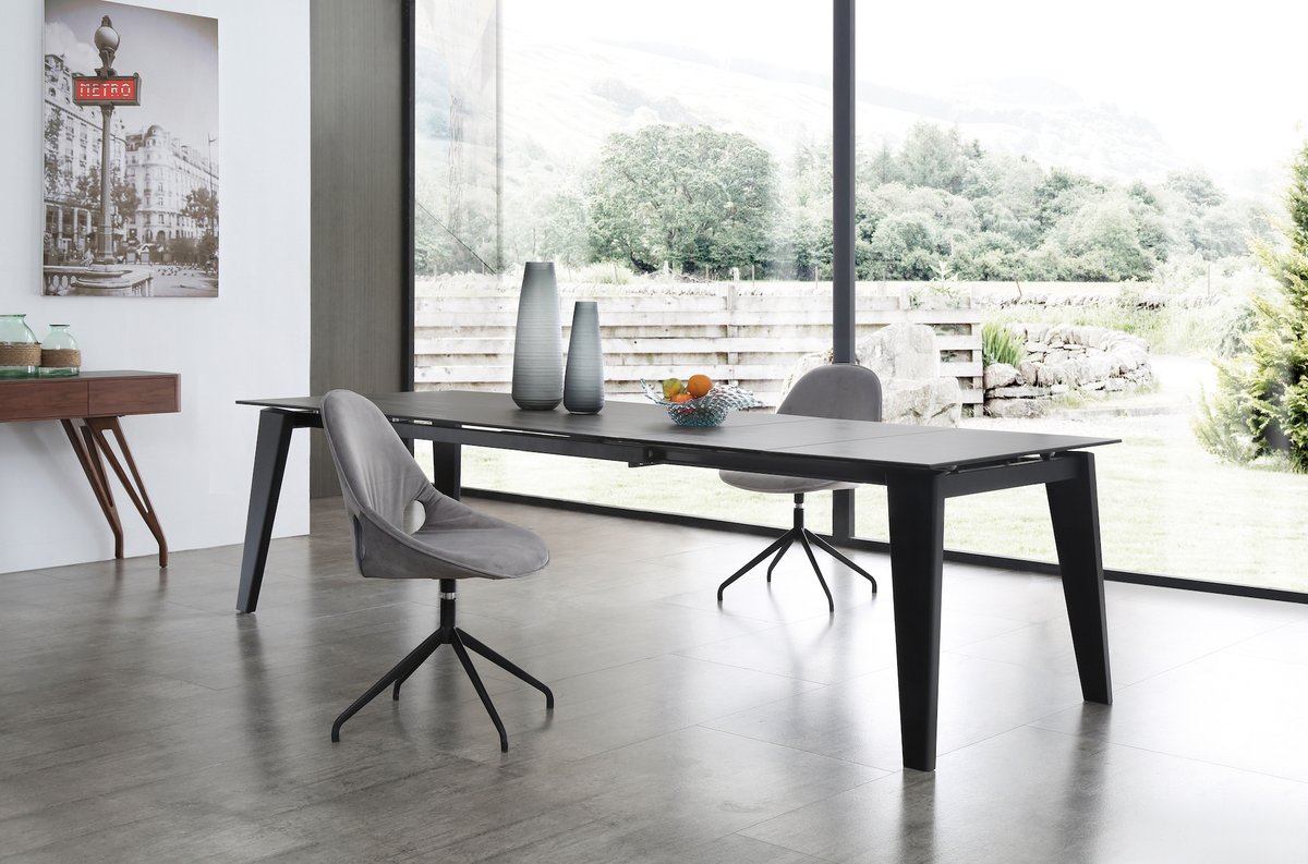 Whiteline_Mod's tweet image. Gorgeous! Theo Extendable Dining Table  is available at whitelinemod.com😍

#classicfurniture #architecture #livingroom #interiordecor #woodworking #chair #luxuryfurniture  #furniturejogja