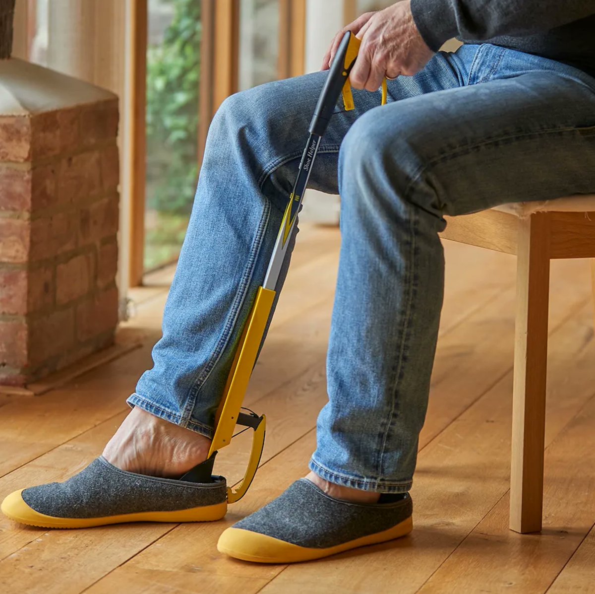 DHorizons's tweet photo. Our two-in-one shoe helper and reacher grabber is designed to make dressing and grabbing items with ease by @HelpingHandCoUK.
π https://t.co/KDXxMqvitT
#Disability #IndependentLiving #DressingAid https://t.co/UZK2tODuHd