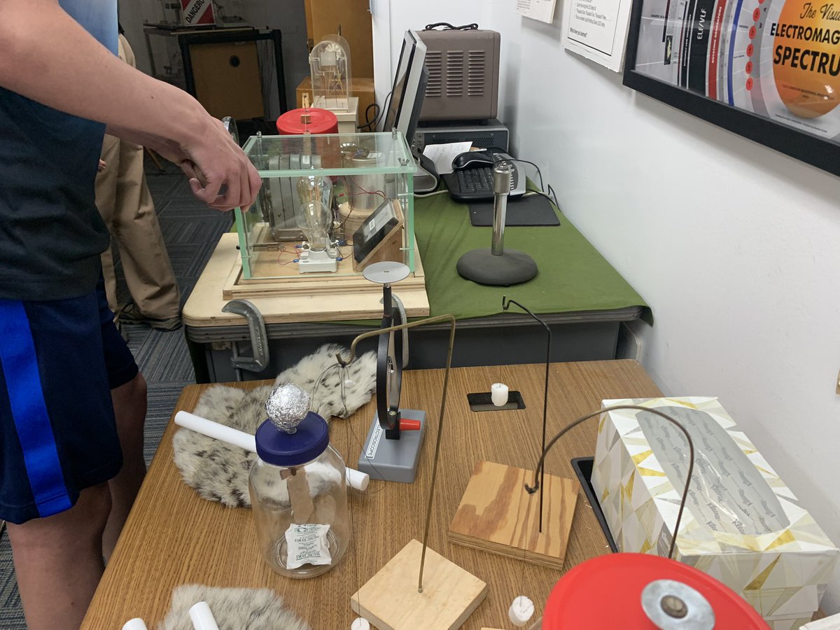 SpartanSOT's tweet photo. Day 2: The SOT went on a trip to InfoAge Science Center and learned about how technology back then helped create the technology today! https://t.co/kpdrbWxoK1
