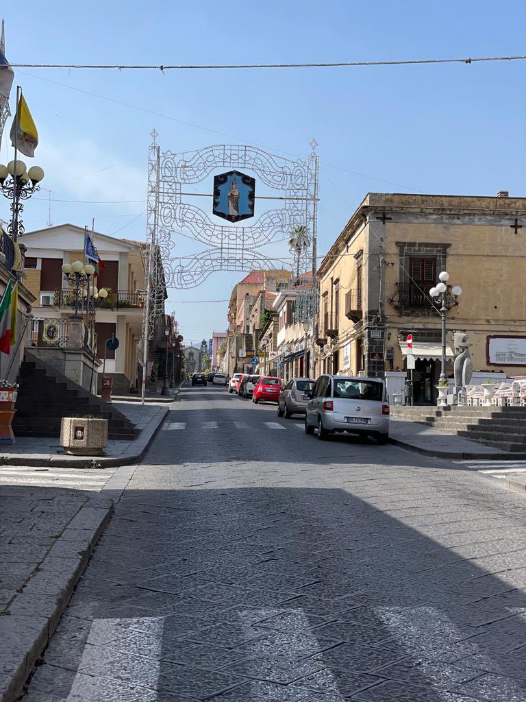 ChisariAnna's tweet photo. A Belpasso c’è “Il vento dell’Etna” @garzantilibri @ProLocoBelpasso #ilventodelletna #novitaeditoriali2022 #sagafamiliaresiciliana #Etna https://t.co/IdelkGQoE5