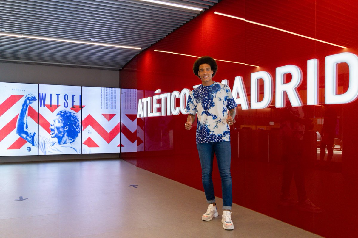 Atleti's tweet photo. 𝓜𝓲 𝓹𝓻𝓲𝓶𝓮𝓻 𝓭𝓲́𝓪 𝓬𝓸𝓶𝓸 𝓻𝓸𝓳𝓲𝓫𝓵𝓪𝓷𝓬𝓸

1⃣ - Llegada al estadio 📍 https://t.co/A3sugaIwWe