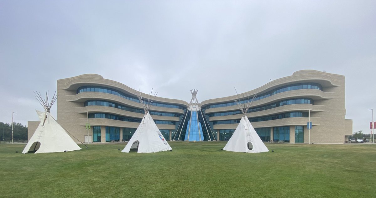 Day two of the <a href="/CCMEC/">CMEC</a> Symposium on Indigenizing Education at the beautiful <a href="/FNUNIVCAN/">FNUniv</a> #cmecsie22