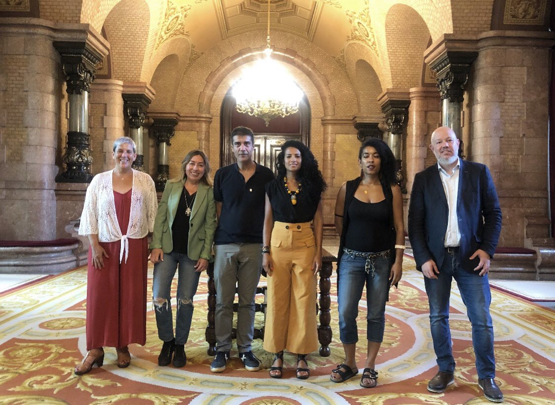 BeaSilva9's tweet photo. 🏛Avui hem constituït l'Intergrup del Poble Gitano que durant aquesta legislatura treballarà amb les entitats per cercar solucions als problemes que els afecten.

Jo seré la coordinadora i estic segura que tots els grups parlamentaris intentarem fer una bona feina!

@parlamentcat https://t.co/ejKQ3NEMQk