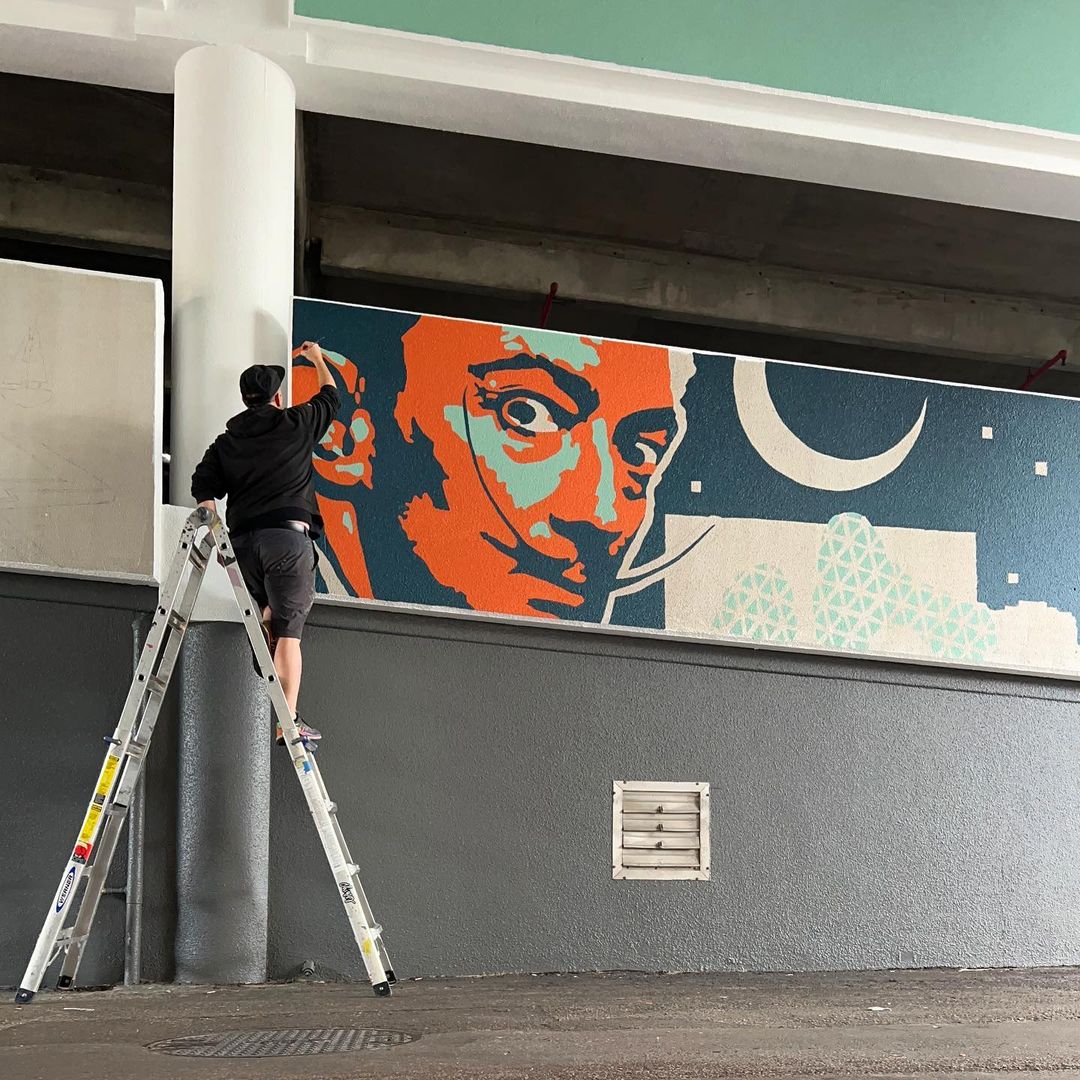 TheDali's tweet photo. Dalí is in the details. We love this surreal mural by St. Petersburg artist @chadmize.
📍: 3rd St S & 1st Ave S, St Petersburg, FL.
#TheDali #DaliInspired https://t.co/OR4lZkmVMU