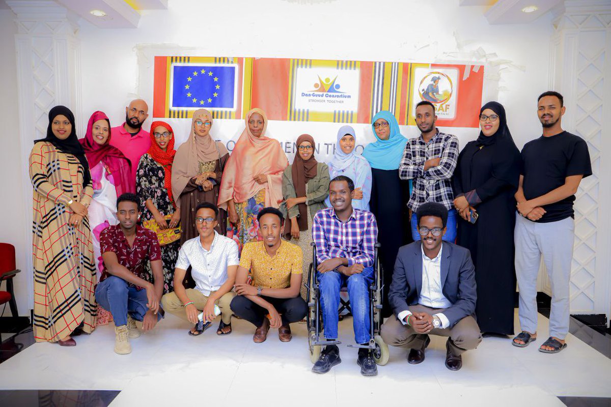 Masaf_org's tweet photo. @Masaf_org has organized a constructive discussion on the role of women in the opening of political associations in Somaliland. The keynote speakers were Suad Ibrahim and Sadia Muse whom both have extensive experiences as to defying multifaceted gender-based marginalization 1/2. https://t.co/Z3ETzzRFlv