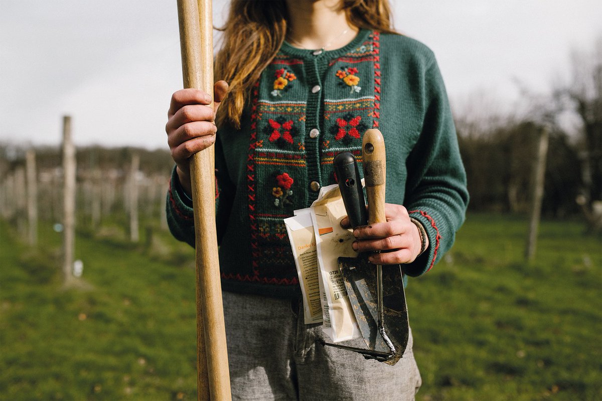 “A kitchen garden like Château St. Gerlach's, maintained with the help of volunteers, creates a sense of community. That is exactly why it is called the ‘WIJland’ (we-land). A garden for all of us", said by Stefan Muijtjens.  

Check out the full interview via link in bio.