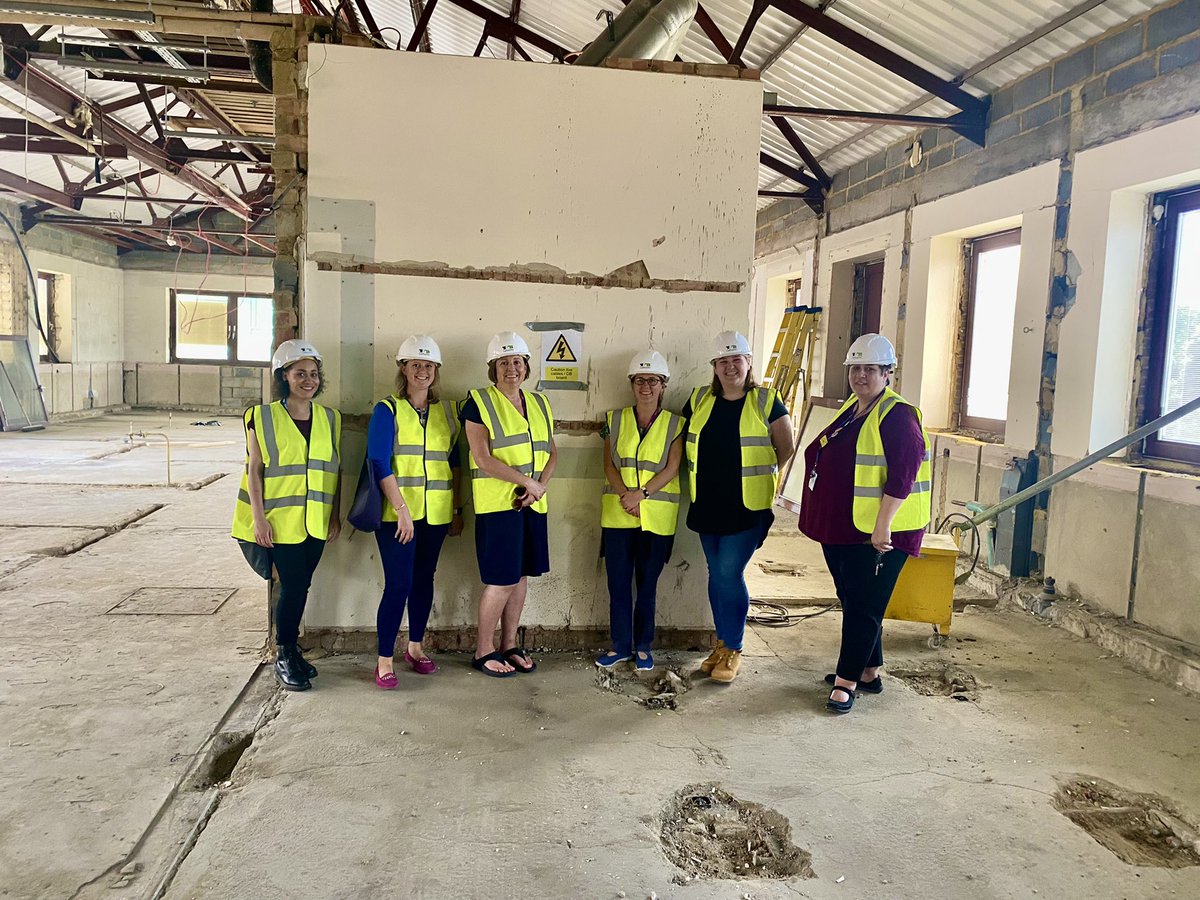 NHSJess's tweet photo. Site visit to the (soon to be) Clinical Skills and Training Suite. This joint venture between the @RBNHSFT &amp; @UniofReading will be a standout educational centre, where we can equip a clinical workforce of the future. #SoExcited to share how this develops. Ribbon cutting soon 🤞🏻 https://t.co/zXUNug8qoe
