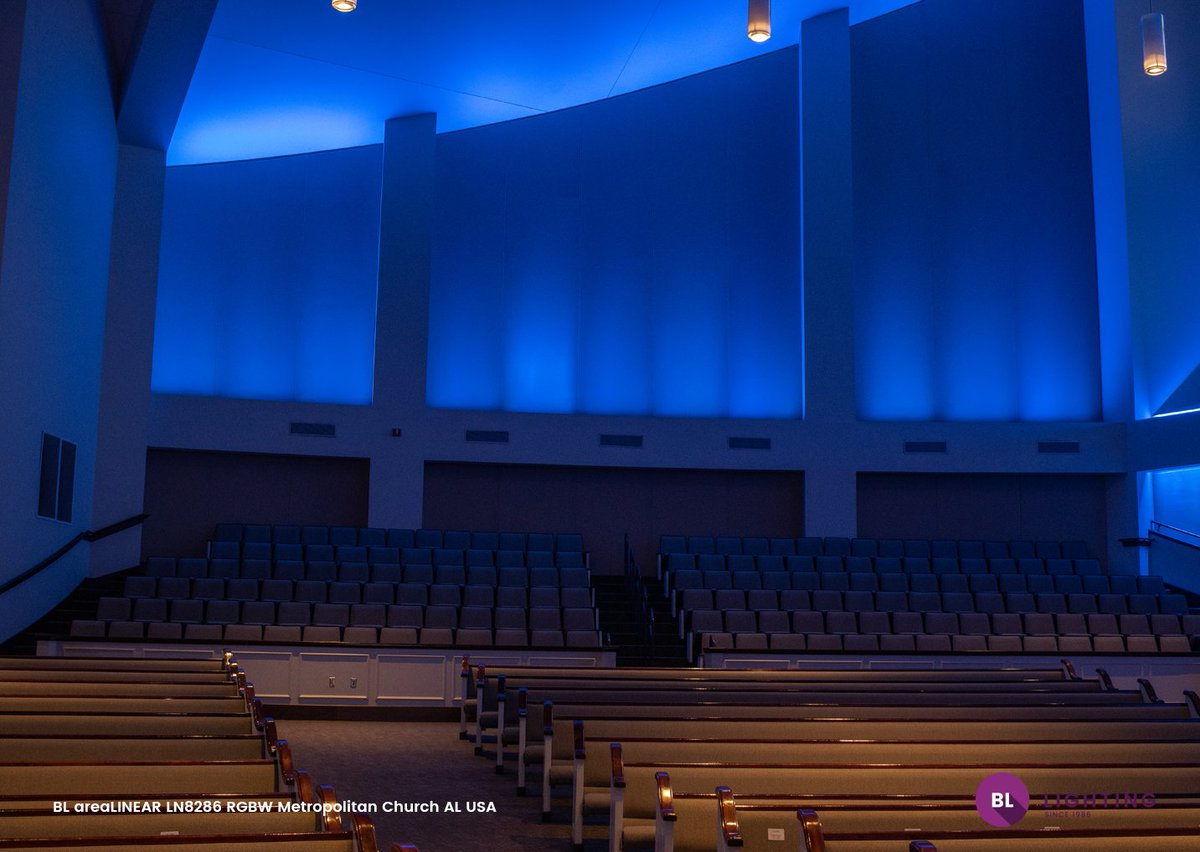 BL_Lighting's tweet photo. Our BL areaLINEAR LN8286 RGBW @ Metropolitan Church in Alabama US. #ledlinearlighting #ledachitecturallighting #ledlights https://t.co/IpASJoTkl2